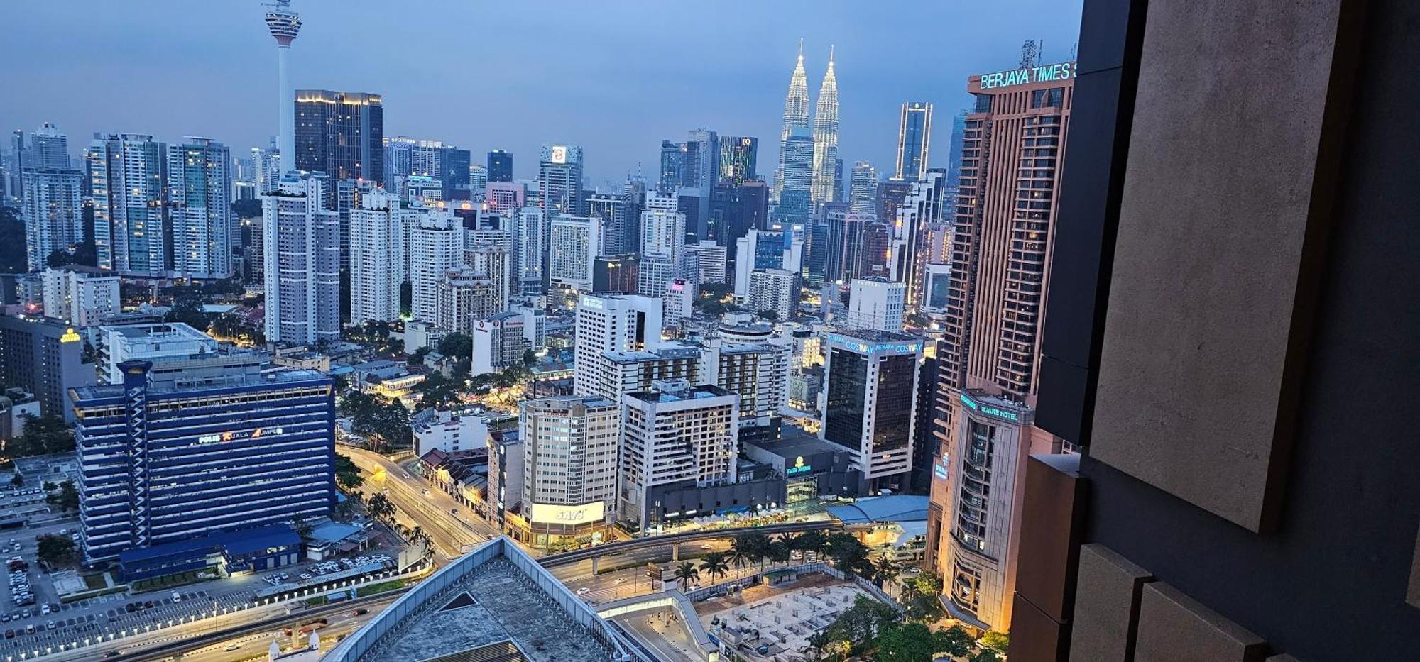Lucentia Suites At Kuala Lumpur Exterior photo