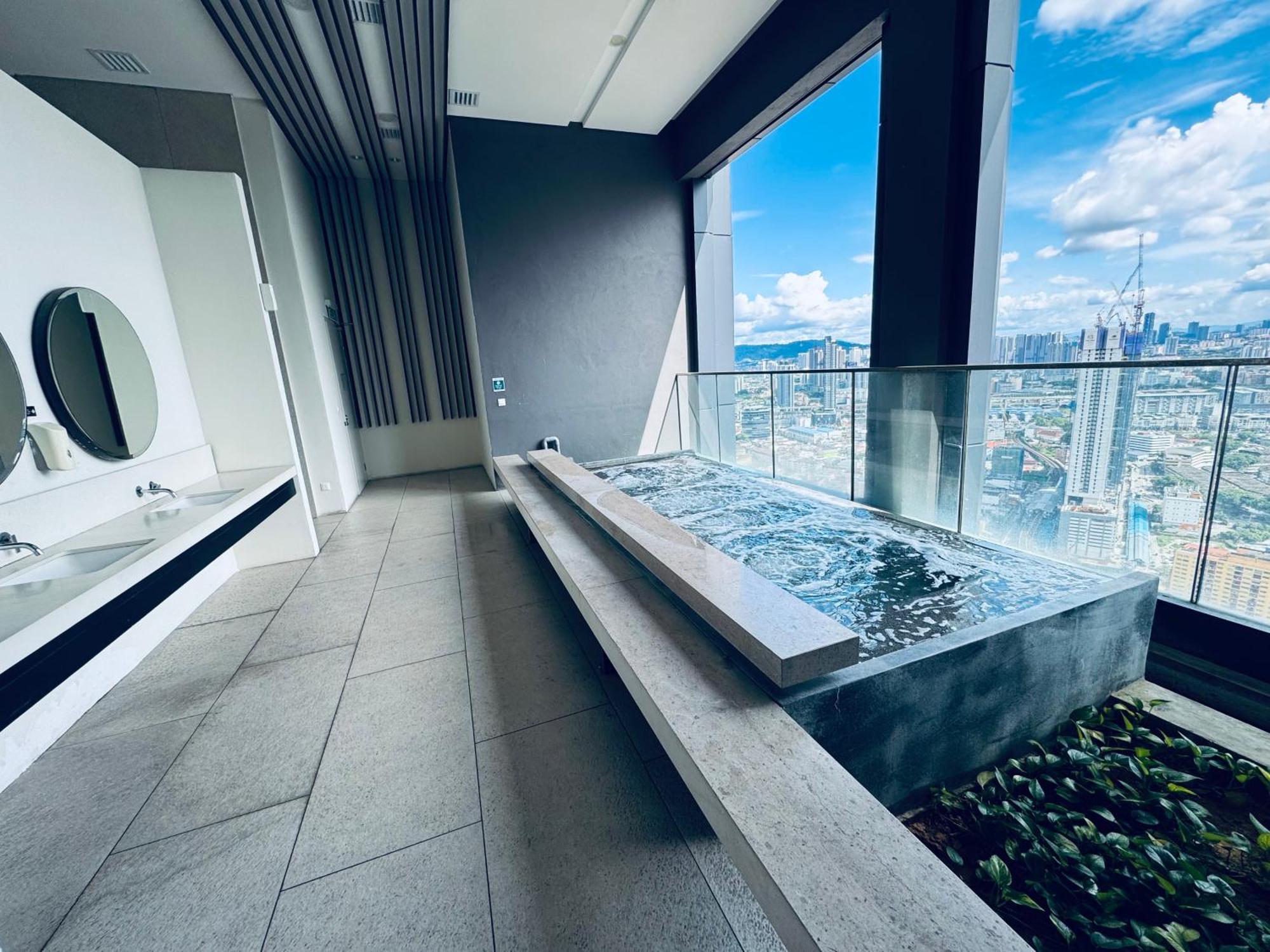 Lucentia Suites At Kuala Lumpur Exterior photo